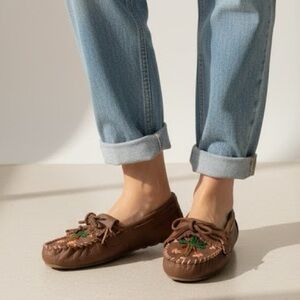 Caribbean Joe Brown Palms Size 6 Leather Moccasins